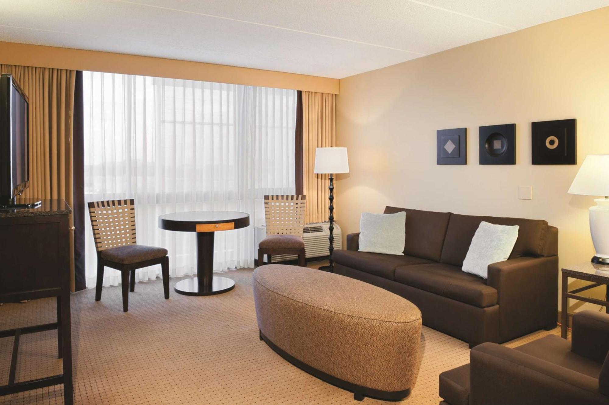 Hotel Doubletree By Hilton Chicago - Arlington Heights Zewnętrze zdjęcie