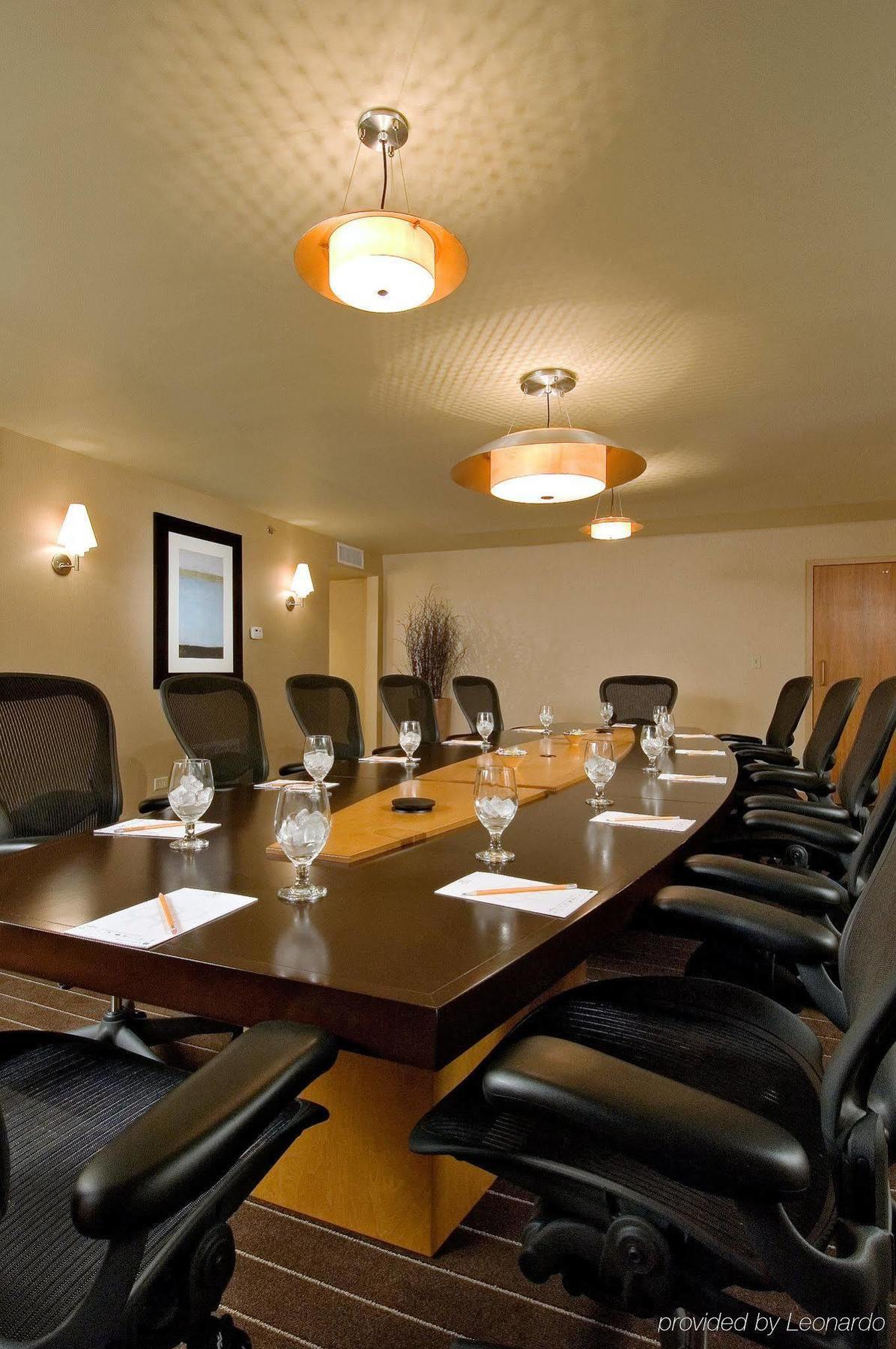 Hotel Doubletree By Hilton Chicago - Arlington Heights Zewnętrze zdjęcie